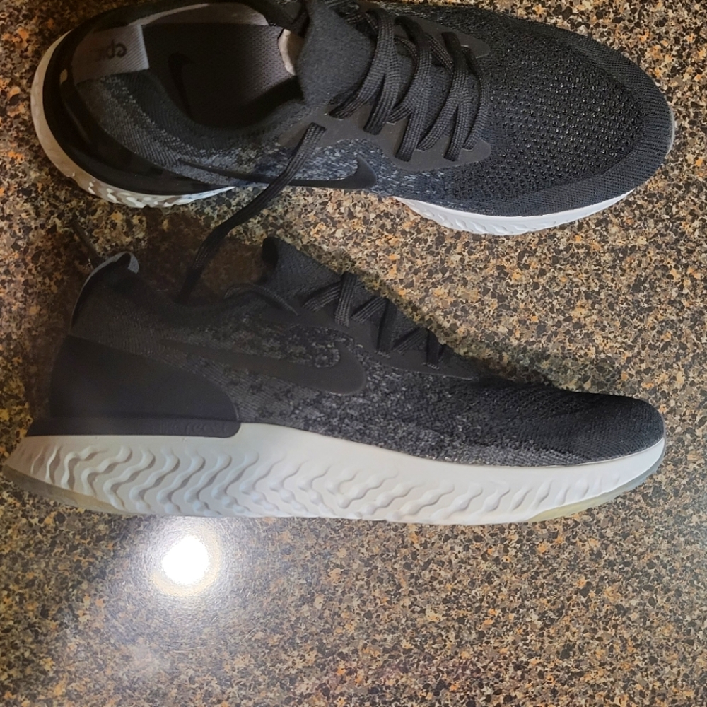 Nike Epic React Flyknit